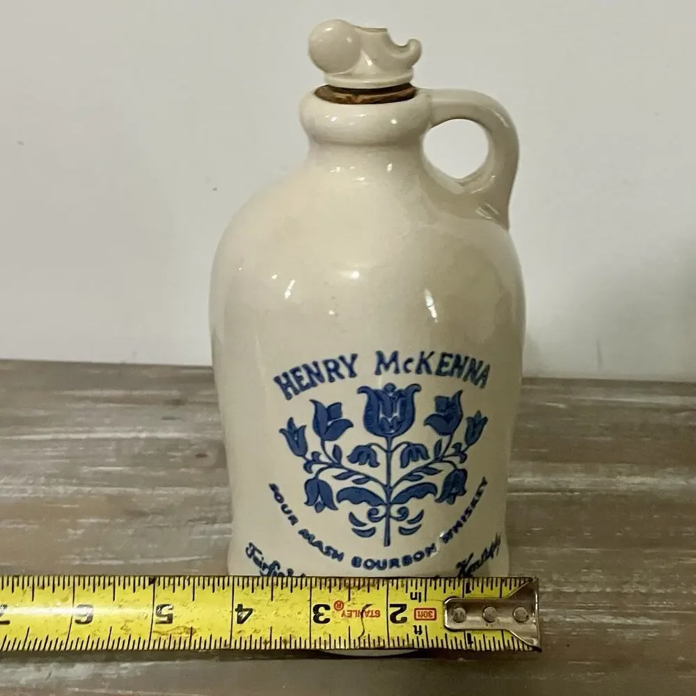 Vintage Henry McKenna Sour Mash Bourbon Beige Ceramic Jug Liquor Bottle w/ Cork